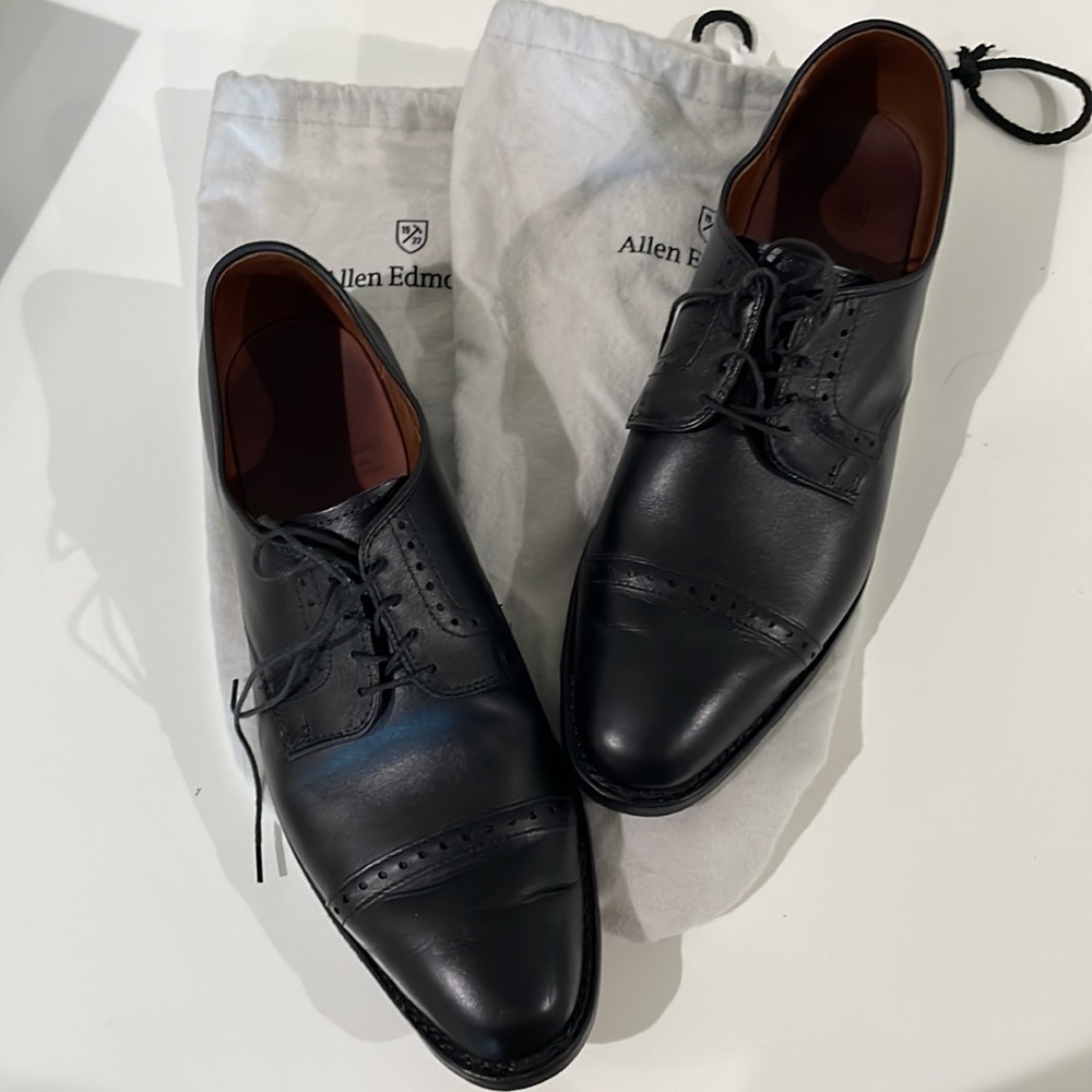 Allen Edmond black dress shoes - Picture 1 of 9